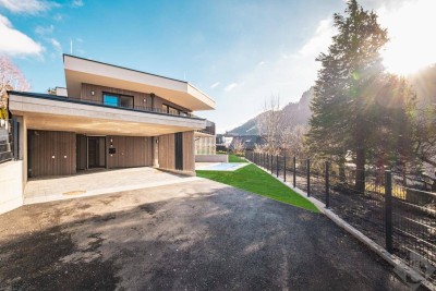 Wohnen im Grünen – Architektenhaus mit Garten, Pool und 125 m² Wohnfläche am Heuberg zur Miete!