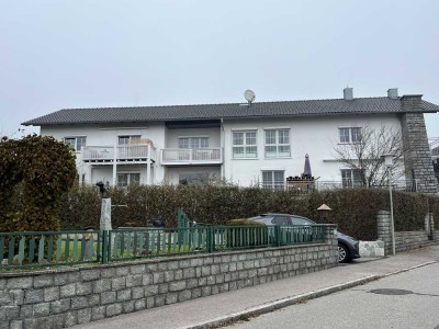 4-Zimmer-Wohnung (115 m²) mit Balkon, Garten & Garage in Geiersthal