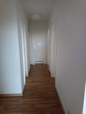 Attraktive  3-Zimmer-Wohnung mit Balkon und EBK mit herrlichem Ausblick