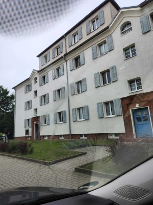 hübsche kleine 3 Zimmerwohnung, sofort bezugsfähig  zu vermieten - auf Wunsch auch mit Einbauküche