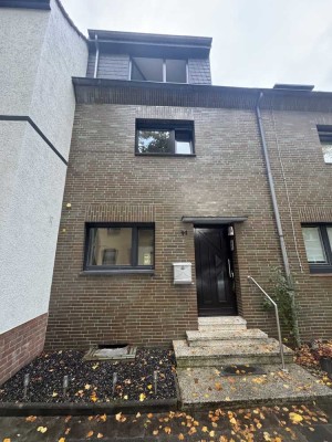 Ansprechendes und modernisiertes 6-Zimmer-Reihenhaus mit luxuriöser Innenausstattung in Duisburg