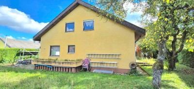 Charmantes 2-Familienhaus in Alfdorf - Garten - Terrasse - Balkon