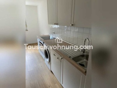 Tauschwohnung: Biete 2 Zimmer Wohnung - Suche 1 Zimmer Wohnung