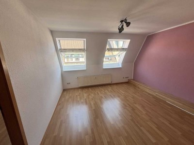 Stilvolle 2,5-Zimmer-Dachgeschosswohnung in Hannover Mitte