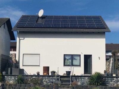 Gepflegtes 5-Zimmer-Einfamilienhaus mit Pool