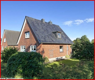 Ihr Zuhause auf dem Lande - Gepflegtes Einfamilienhaus mit großzügigem Gartenparadies