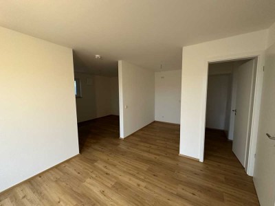 Attraktive 3-Raum-Keller-Wohnung in Ingolstadt, BJ 2022