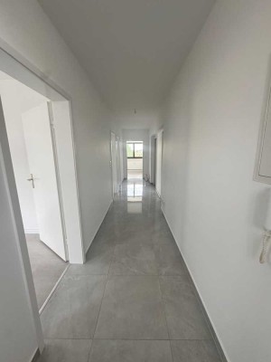Top sanierte 4 - Zimmerwohnung nahe der Hochschule Aschaffenburg