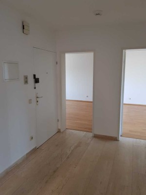 Helle 3-Zimmer Wohnung mit Balkon in Ismaning