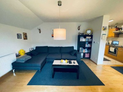 Exklusive, modernisierte 1,5-Zimmer-Wohnung mit EBK in Sankt Augustin