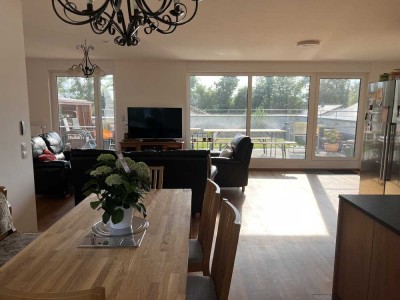 Sonnige 4 Zimmer Dachgarten-Maissonette Wohnung mit Wallbox