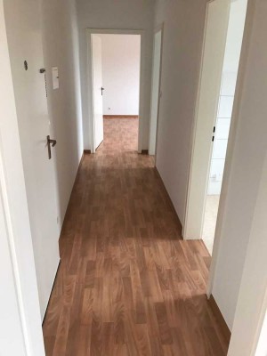 Helle 2-Zimmer-Wohnung mit Balkon in Lehrte