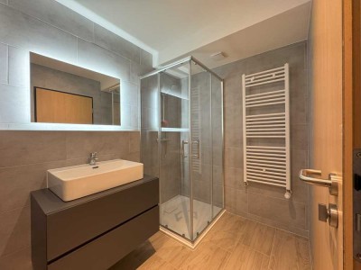 Neu saniert: 3-Zimmer-Wohnung mit EBK mitten in Freising