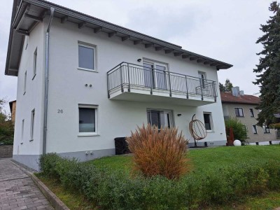 Sehr gepflegte 3-Zimmerwohnung im Obergeschoß mit Balkon in Ruhstorf an der Rott