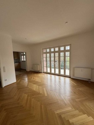 Wunderschöne und lichtdruchflutete Wohnung im nordwesten von Frankfurt
