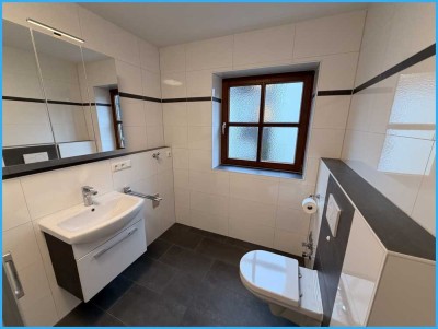 DIPLOM-Immowirt MAIER !! tolles gemütliches 2-Zimmer-Appartement in ruhiger Lage !!