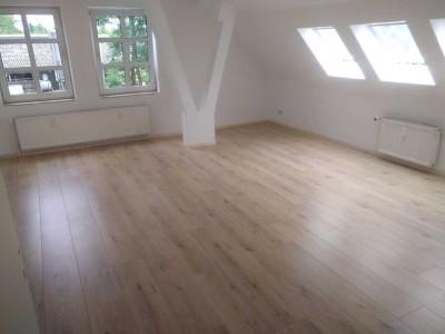Attraktive 4,5-Zimmer-Wohnung in 24145, Kiel