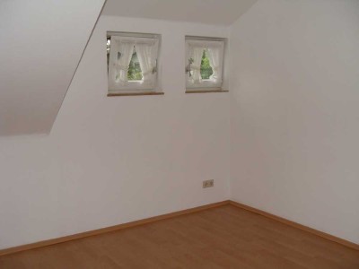 Helle 2-Zimmer Dachgeschosswohnung in Hainburg