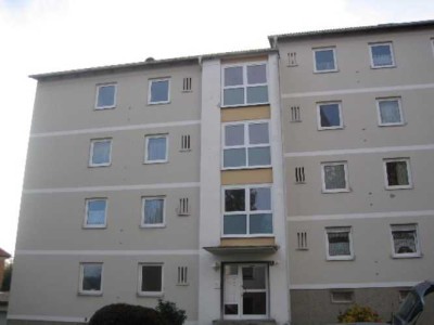 Ihre Zukunft - Ihre Wohnung: Renovierte 4-Zimmer-Wohnung mit Balkon