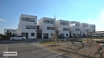 Kapitalanlage + Mehrfamilienhaus mit 9 Wohnungen +