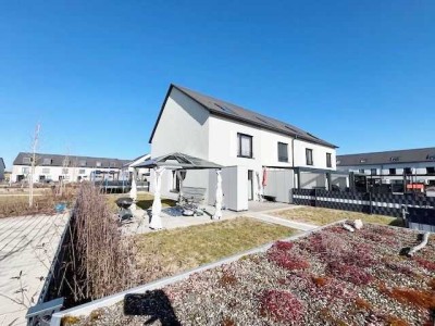 Wunderschönes Neubau-Reiheneckhaus mit 145 m², schönem Garten und idylischem Ausblick