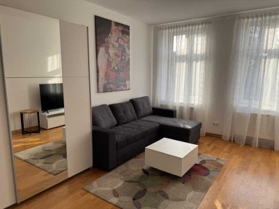 Neumöbliertes "All inclusive" Apartment im beliebten Bachviertel!