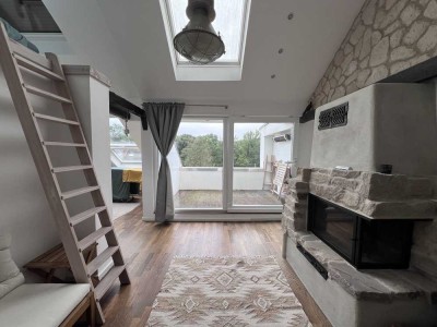 Zwischenmiete: Helle Wohnung in Werden mit Kamin & Ausblick