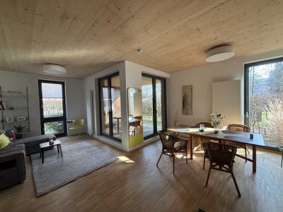 Befristet! Vollmöblierte 3-Raum-Maisonette-Wohnung in Design-Holzhaus in zentraler Lage