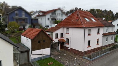 Handwerker aufgepasst: Provisionsfreies Einfamilienhaus in Top-Randlage von Karlsruhe