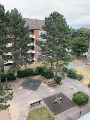 Ruhig gelegen, gut geschnitten: Ihre neue 4-Zimmer-Wohnung mit Balkon in Altgarbsen