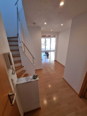 Geschmackvolle 3-Zimmer-Maisonette-Wohnung mit West-Balkon und EBK in Illingen