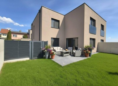 LEBEN AM PULS DER ZEIT – Modernes Wohnen in Deutsch Wagram - Großzügige Doppelhaushälfte in schöner Ruhelage - Durchdachte Details für Ihr Wohlbefinden