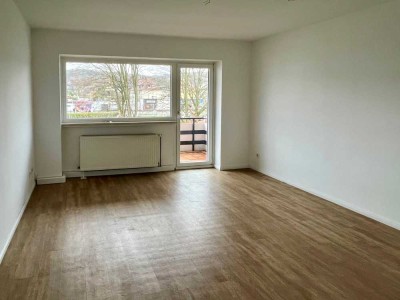 Neuwertige 2 Zimmer Wohnung mit Balkon in Vorhalle