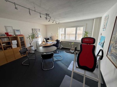 3-Zi.-Wohnung mit ca. 75qm (aktuell gewerblich genutzt) * vermietet * Garage * S-Rohracker