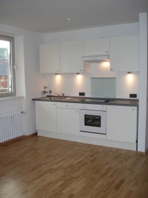 Ruhige 1,5 Zimmer Whg in Düsseltal mit Balkon - teilmöbliert