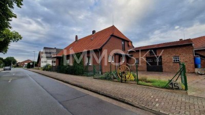! Großzügiges 2 Familienhaus ! Kamin Terasse 10.000 qm Grundstück !!