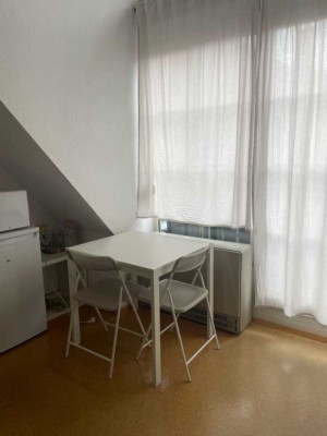 Helle 1-Zimmerwohnung super zentral