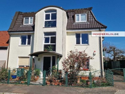 IMMOBERLIN.DE - Top-Investment: Großzügige Wohnung mit Balkon in Ruhelage