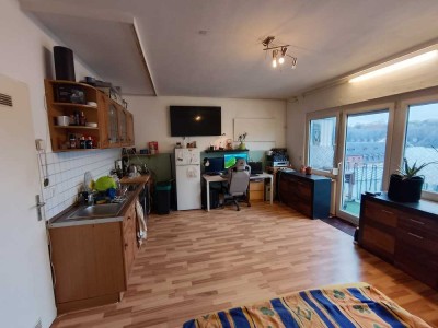 Helle 1-Zimmer Dachgeschosswohnung in Mainz-Altstadt