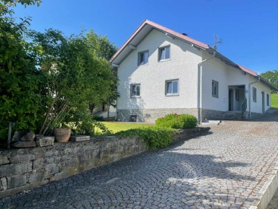 Charmantes Haus mit Garten in Grafenau OT Haus im Wald – bereit für neue Ideen