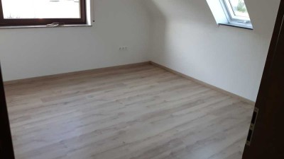 Freundliche 4-Zimmer-Wohnung mit Dachterrasse