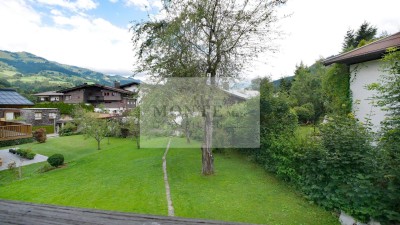 Freizeitwohnsitz- gepflegte Tiroler Wohnung in fußläufiger Ruhelage zur Hahnenkammbahn