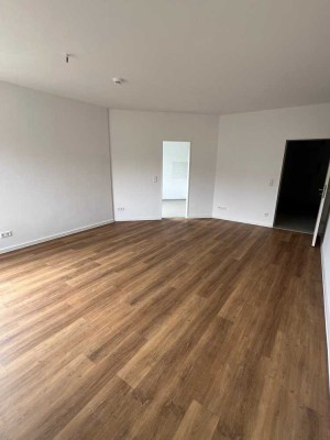 Wuppertal-Südstadt! Schön renovierte schwellenfreie 1 Zimmer-Wohnung