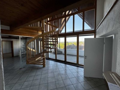 Erstbezug nach Sanierung mit EBK und Balkon: ansprechende 5,5-Zimmer-Wohnung in Öpfingen