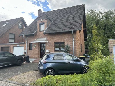 Einziehen & Wohlfühlen – Charmantes Einfamilienhaus mit Blick ins Grüne