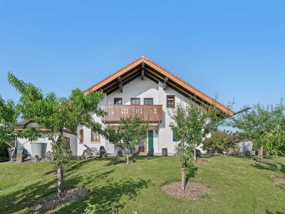 Gepflegtes, großzügiges EFH im südtiroler Stil mit großem Garten &amp; Garage in Baudenbach