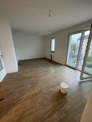 Schöne 2-Zimmer-Wohnung im Neubau mit Südbalkon und Tiefgarage