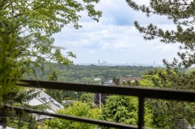 Stilvolle 3-Raum-Wohnung mit Blick auf die Kölner Skyline