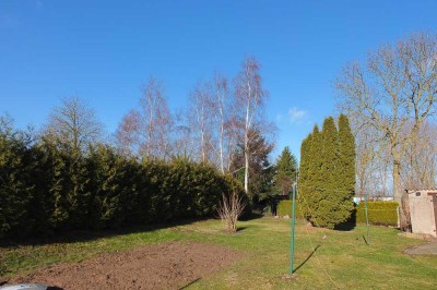 idyllisch + stadtnah + großer Garten --- im Hochparterre