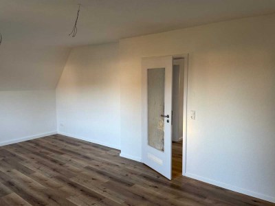 schöne neu renovierte 2,5-Zimmer-Wohnung in Dortmund Kurl